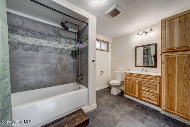 21 Lochsa Ln, Kingston, ID 83839