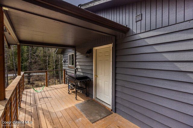 21 Lochsa Ln, Kingston, ID 83839