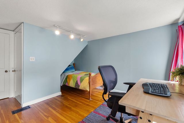 228 Horse Pond Road, Sudbury, MA 01776