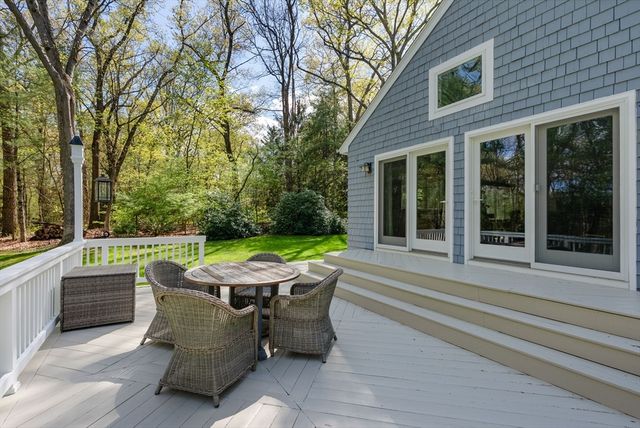 228 Horse Pond Road, Sudbury, MA 01776