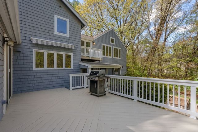 228 Horse Pond Road, Sudbury, MA 01776
