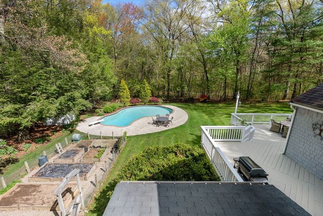228 Horse Pond Road, Sudbury, MA 01776