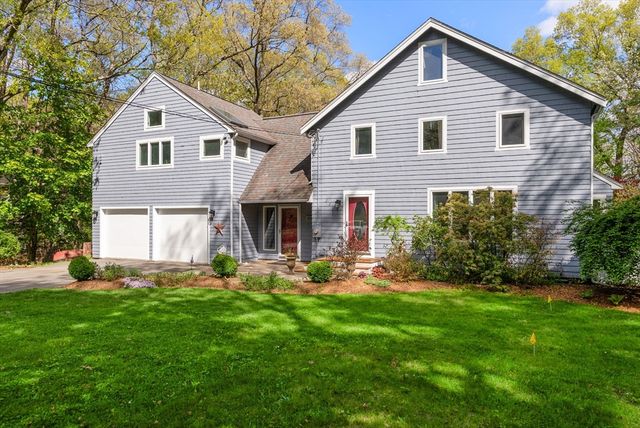 228 Horse Pond Road, Sudbury, MA 01776