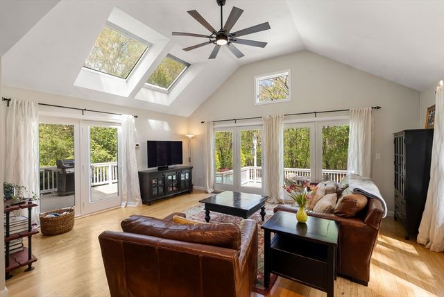 228 Horse Pond Road, Sudbury, MA 01776