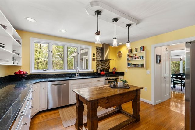 228 Horse Pond Road, Sudbury, MA 01776