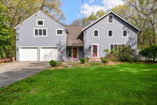 228 Horse Pond Road, Sudbury, MA 01776