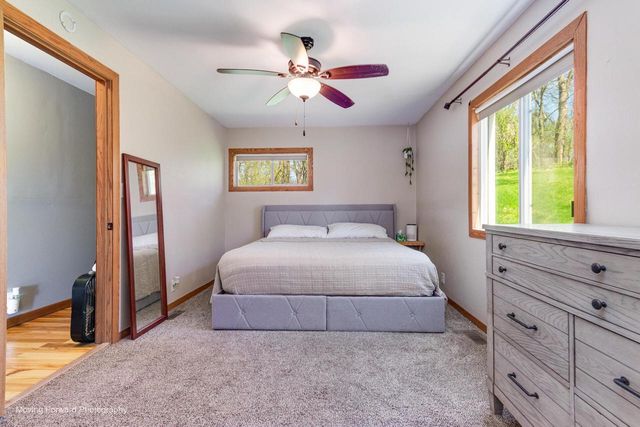 N4577 Circle DRIVE, Cambridge, WI 53523