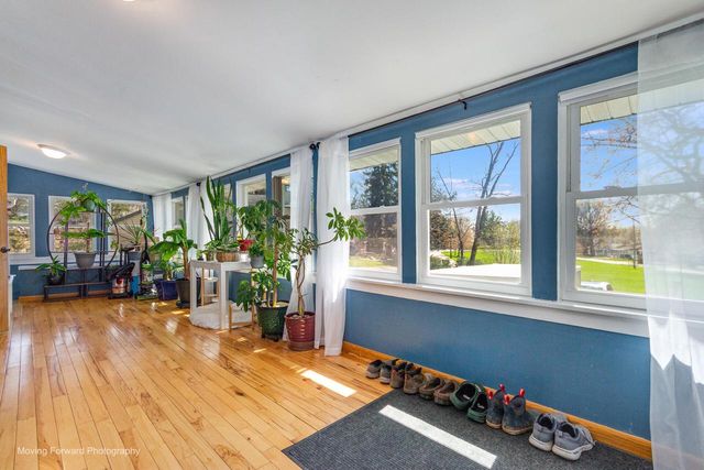 N4577 Circle DRIVE, Cambridge, WI 53523