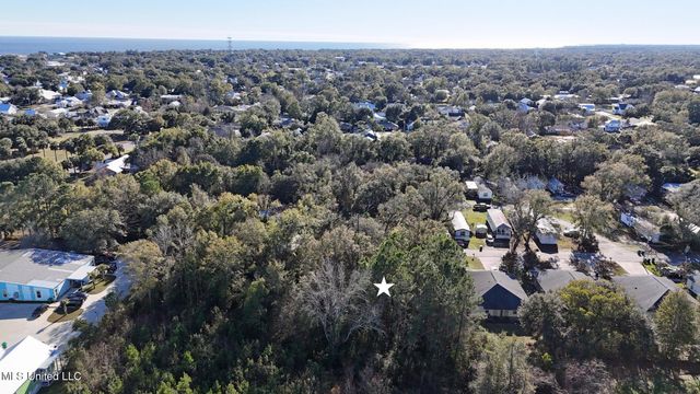 Ruella Street, Bay Saint Louis, MS 39520