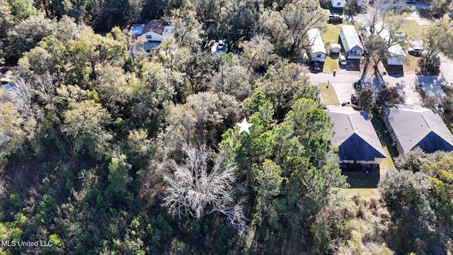 Ruella Street, Bay Saint Louis, MS 39520