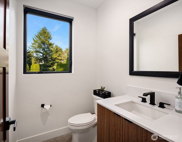 21708 57th Avenue SE, Woodinville, WA 98072