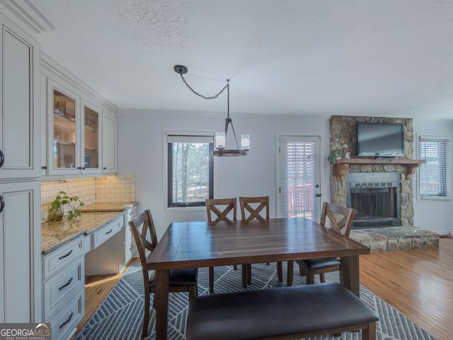 580 Lake Drive, Snellville, GA 30039