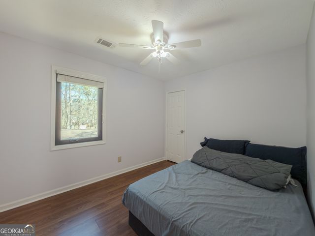 580 Lake Drive, Snellville, GA 30039