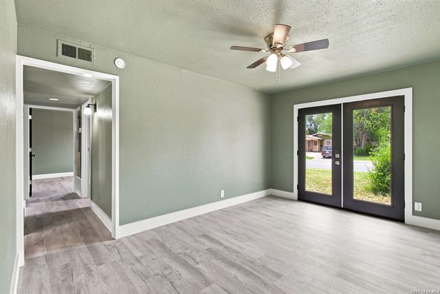 119 HARCOURT AVE, San Antonio, TX 78223