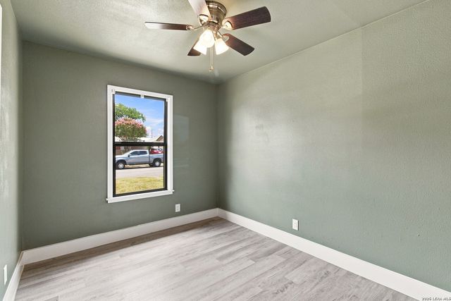 119 HARCOURT AVE, San Antonio, TX 78223