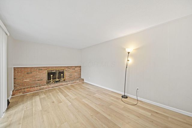 1565 Brentnell Avenue, Columbus, OH 43219