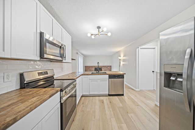 1565 Brentnell Avenue, Columbus, OH 43219