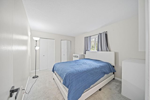 1565 Brentnell Avenue, Columbus, OH 43219