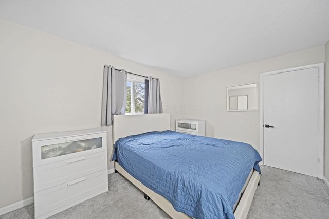 1565 Brentnell Avenue, Columbus, OH 43219