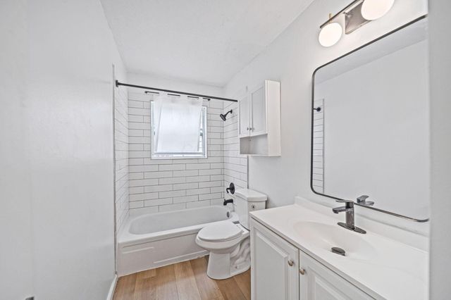 1565 Brentnell Avenue, Columbus, OH 43219