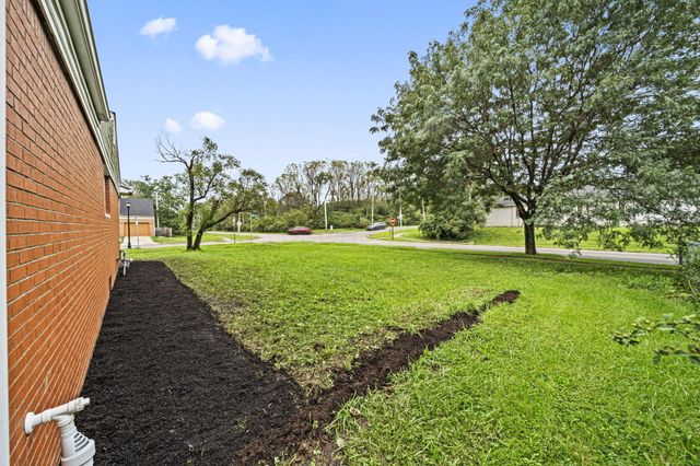 1565 Brentnell Avenue, Columbus, OH 43219
