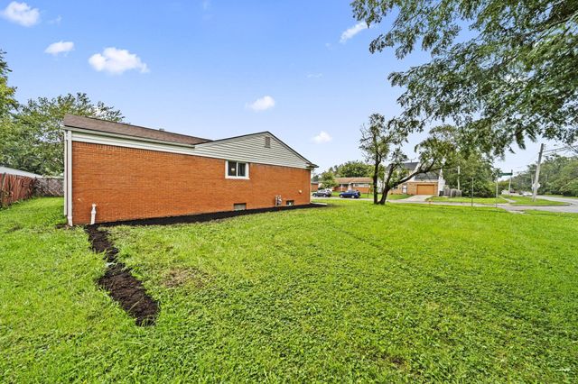 1565 Brentnell Avenue, Columbus, OH 43219