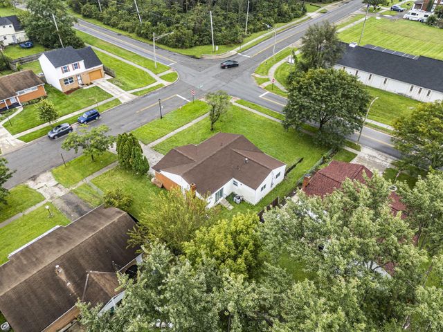 1565 Brentnell Avenue, Columbus, OH 43219