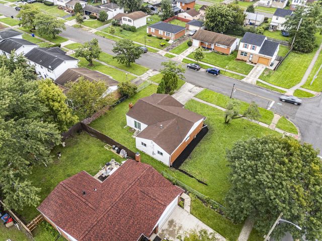 1565 Brentnell Avenue, Columbus, OH 43219