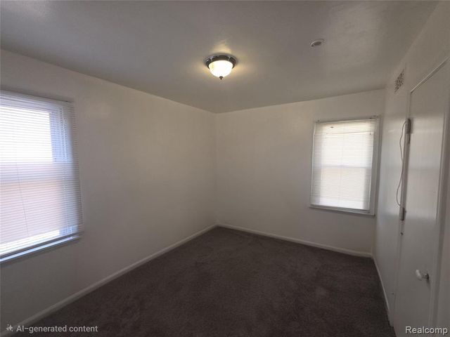 8882 Grandville Avenue, Detroit, MI 48228