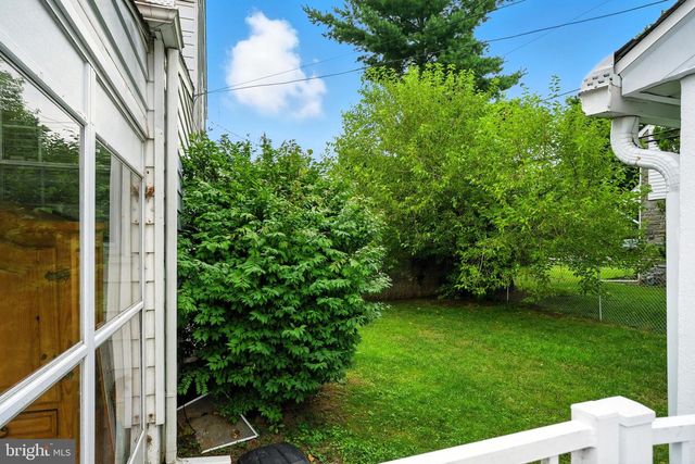 364 S ROLLING RD, Springfield, PA 19064