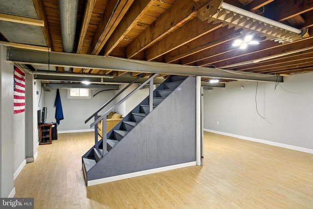 364 S ROLLING RD, Springfield, PA 19064