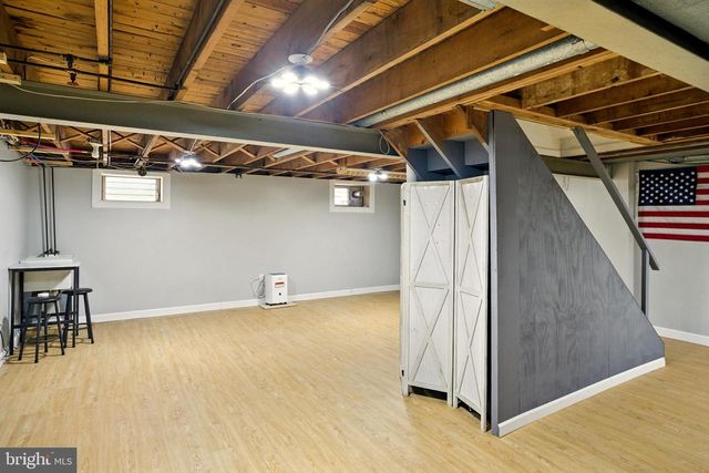 364 S ROLLING RD, Springfield, PA 19064