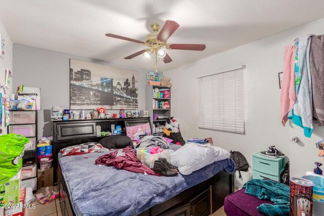 1812 S 28TH Drive, Phoenix, AZ 85009