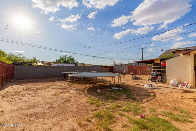 1812 S 28TH Drive, Phoenix, AZ 85009