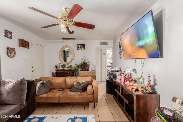 1812 S 28TH Drive, Phoenix, AZ 85009