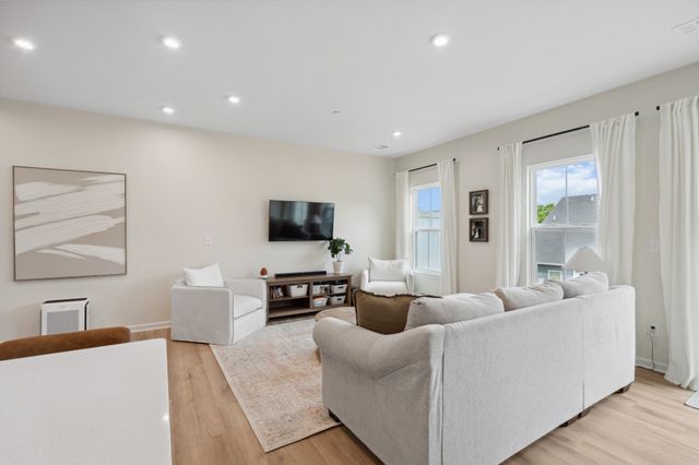 159 Keelon Gap Rd, Spring Hill, TN 37174