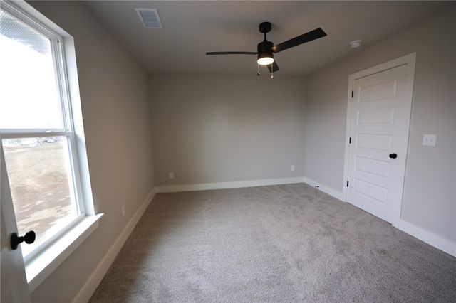 2100 Taylor Orchard Road, Gentry, AR 72734