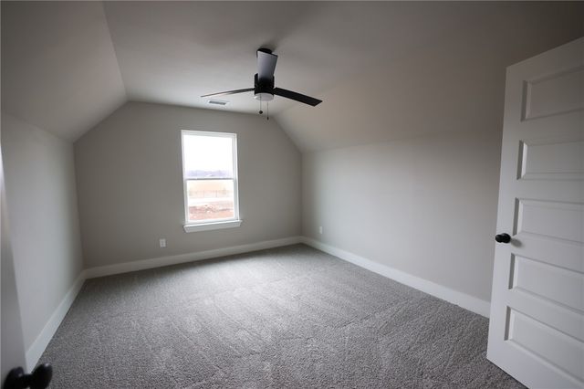 2100 Taylor Orchard Road, Gentry, AR 72734