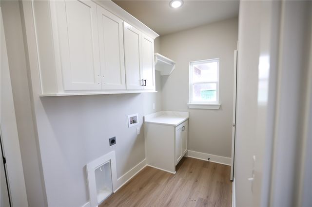 2100 Taylor Orchard Road, Gentry, AR 72734