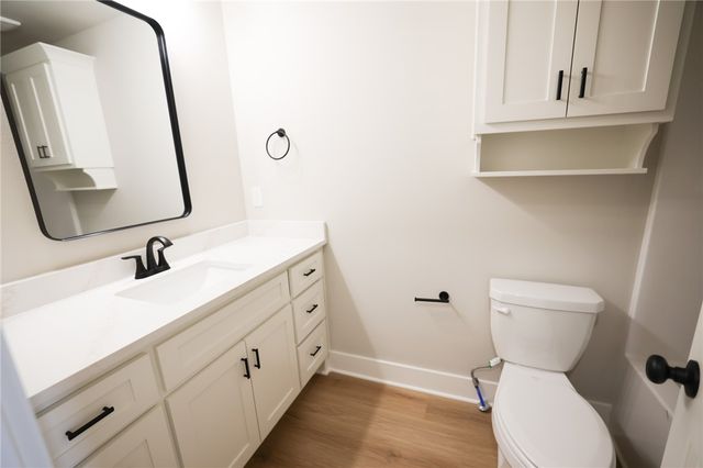 2100 Taylor Orchard Road, Gentry, AR 72734