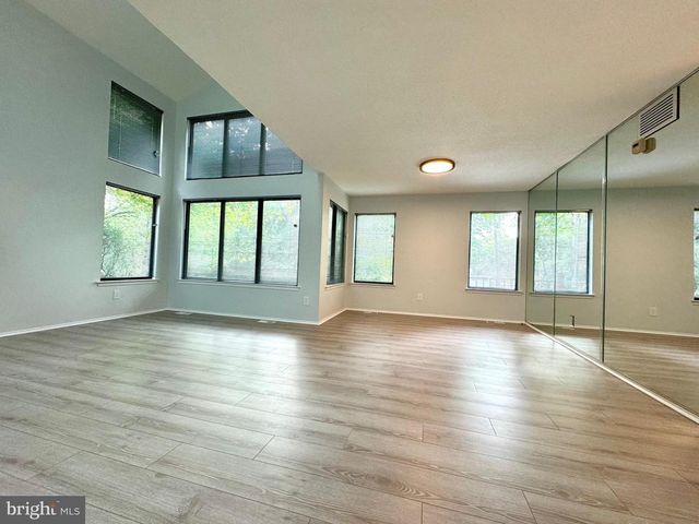 104 SAYRE DR, Princeton, NJ 08540