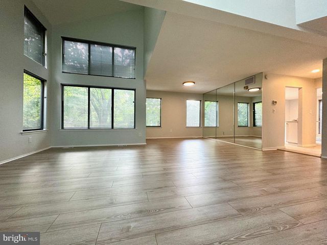 104 SAYRE DR, Princeton, NJ 08540