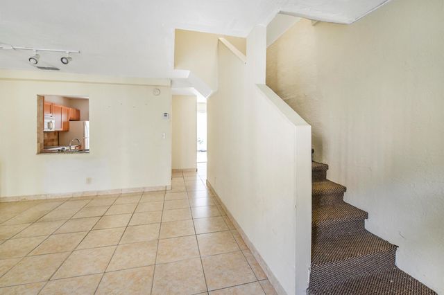 10297 NW 33rd Street 5-1, Coral Springs, FL 33065