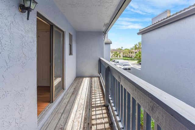 10297 NW 33rd Street 5-1, Coral Springs, FL 33065