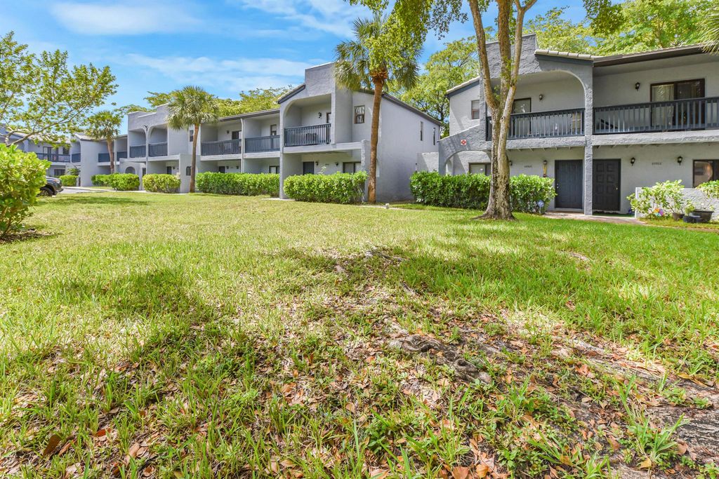 10297 NW 33rd Street 5-1, Coral Springs, FL 33065