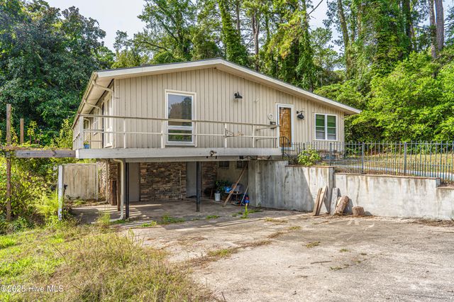 1418 Carolina Drive, Rockingham, NC 28379