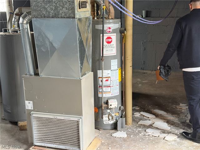 3224 W 32nd Street, Cleveland, OH 44109