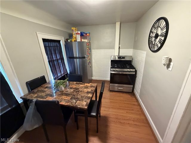 3224 W 32nd Street, Cleveland, OH 44109