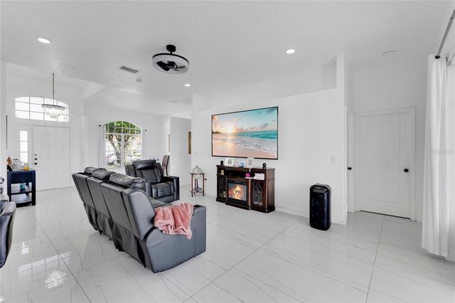 2654 HAWTHORNE LANE, Kissimmee, FL 34743