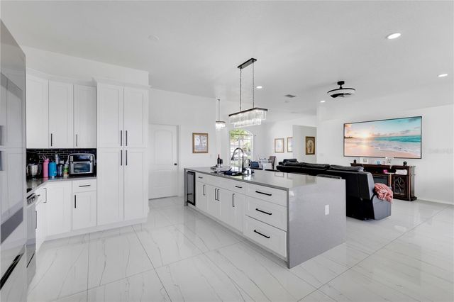 2654 HAWTHORNE LANE, Kissimmee, FL 34743